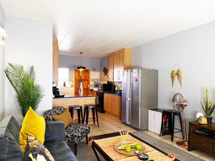 To Let 2 Bedroom Property for Rent in Die Bult North West